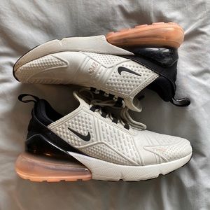 Nike AirMax 270